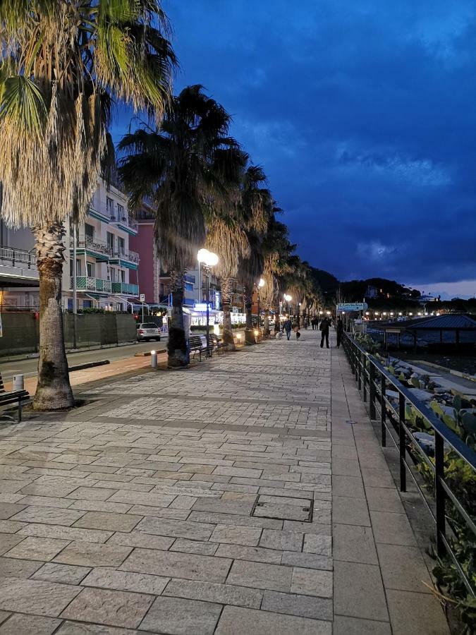 Raggio Di Sole Apartment Sestri Levante Exterior foto